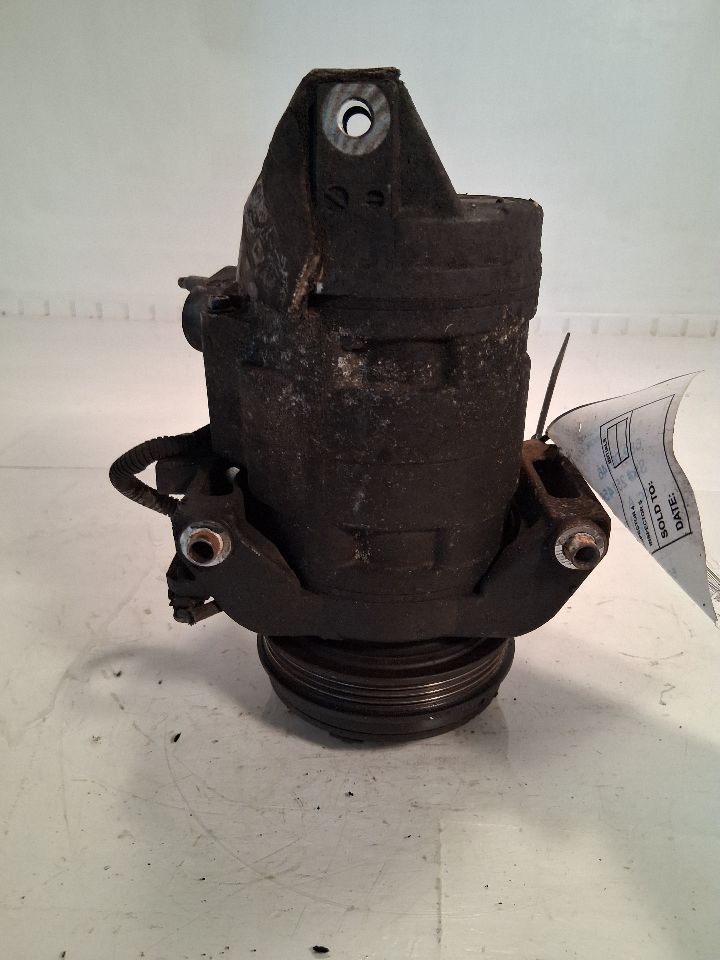 AC Compressor from a 2015 Ford Transit 250, photo 2