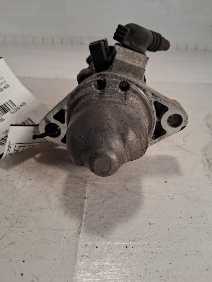 Starter Motor from a 2010 Acura RDX, photo 1