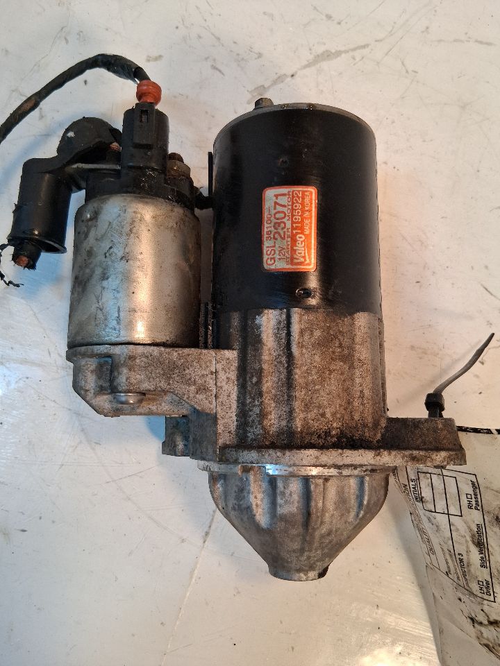 Starter Motor from a 2010 Kia Soul, photo 2