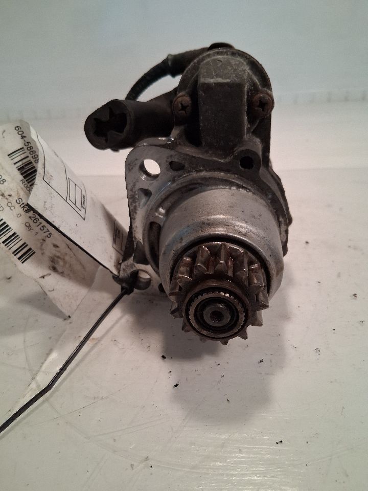Starter Motor from a 2013 Nissan Altima, photo 3