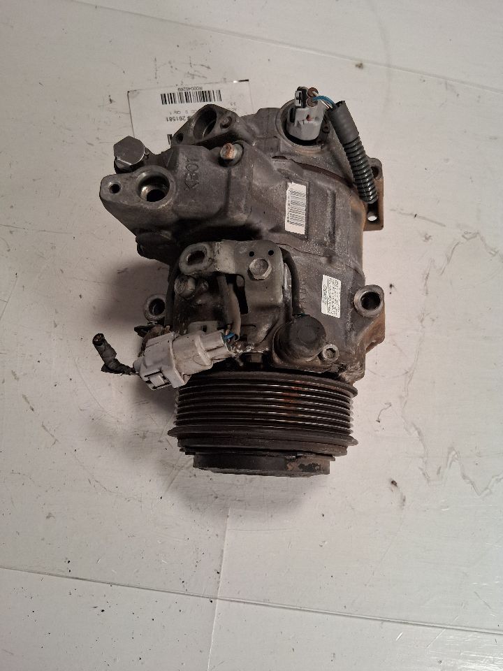 AC Compressor from a 2009 Toyota Sienna, photo 1