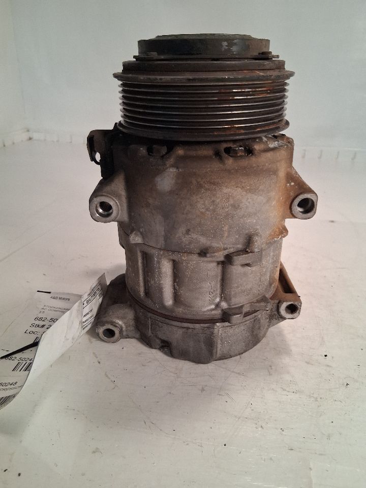 AC Compressor from a 2009 Toyota Sienna, photo 3