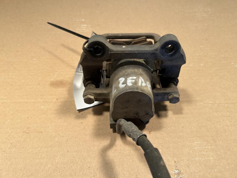 Brake Caliper from a 2005 Dodge Magnum, rear, left side, photo 1