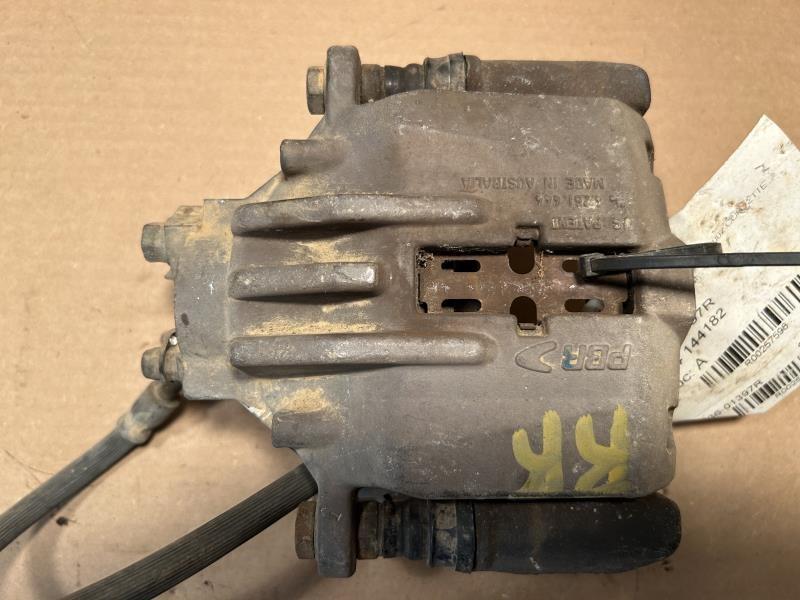 Brake Caliper from a 2002 Chevrolet Corvette, rear, right side, photo 2