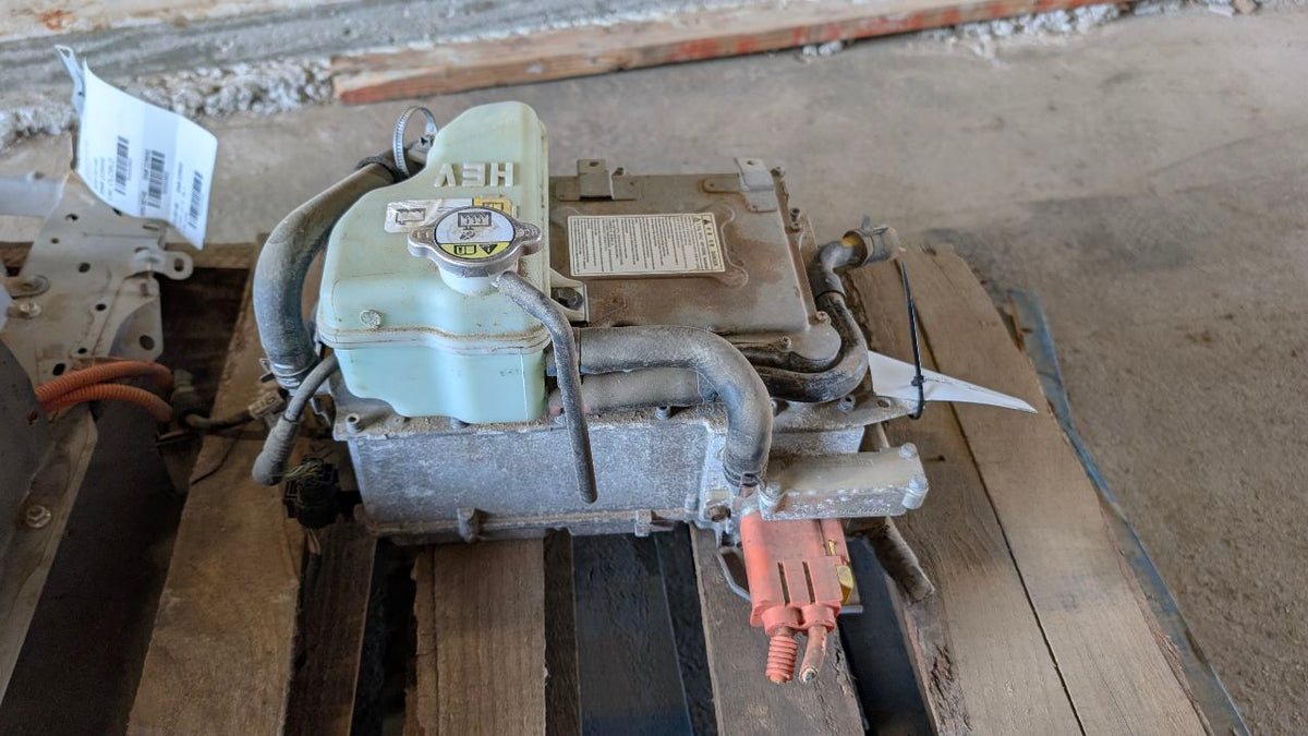 Inverter / Charger from a 2011 Hyundai Sonata, photo 4