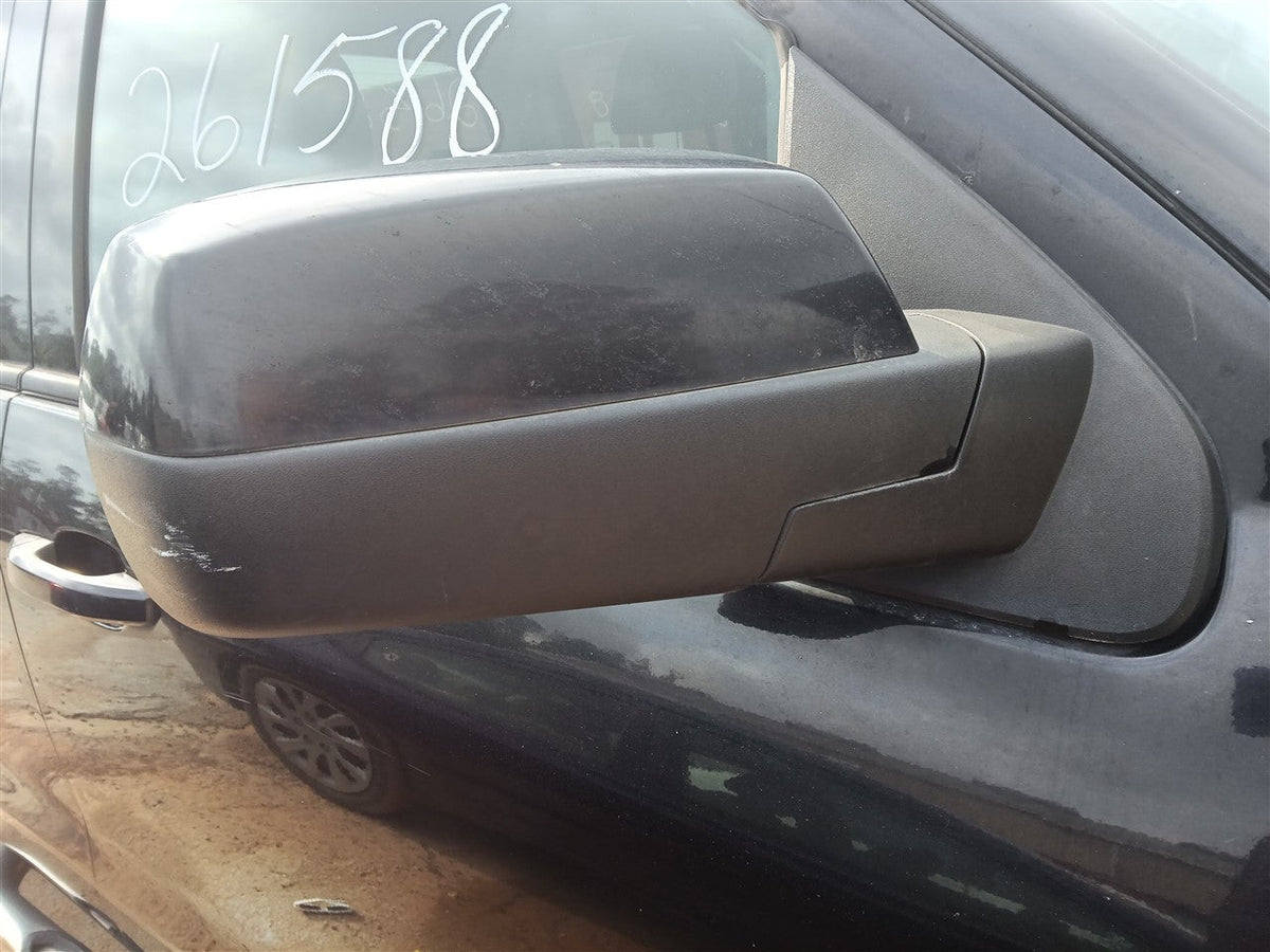 Side View Mirror from a 2014 Chevrolet Silverado 1500, right side, photo 1