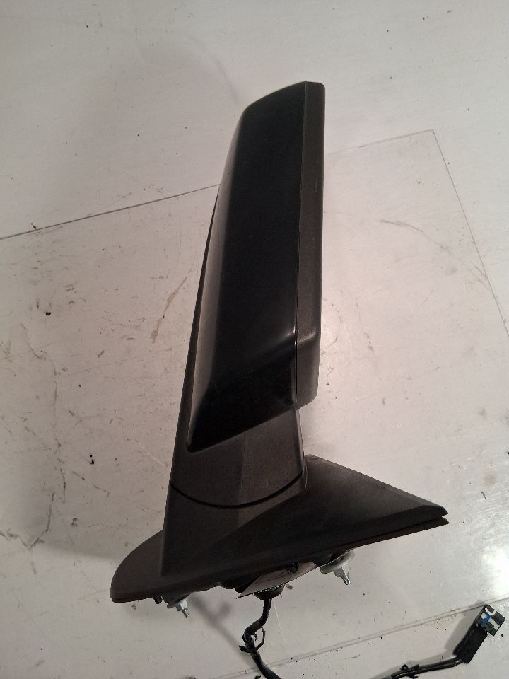 Side View Mirror from a 2014 Chevrolet Silverado 1500, right side, photo 5