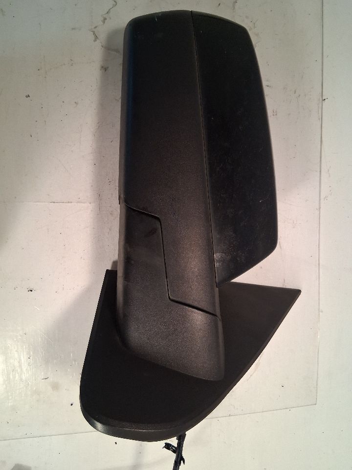 Side View Mirror from a 2014 Chevrolet Silverado 1500, right side, photo 6