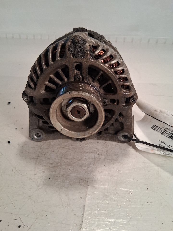 Alternator from a 2018 Nissan Versa, photo 1