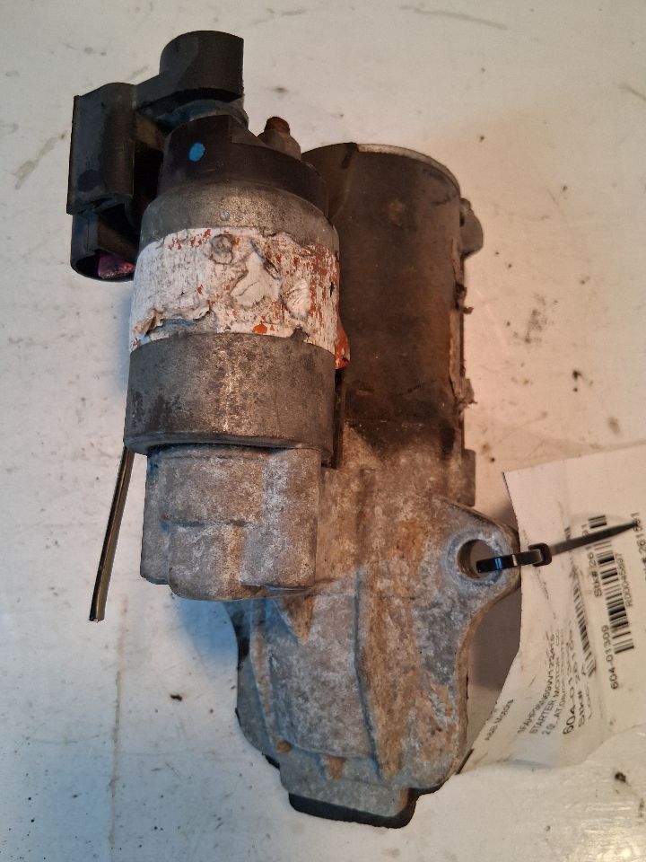 Starter Motor from a 2009 Ford Focus, photo 1