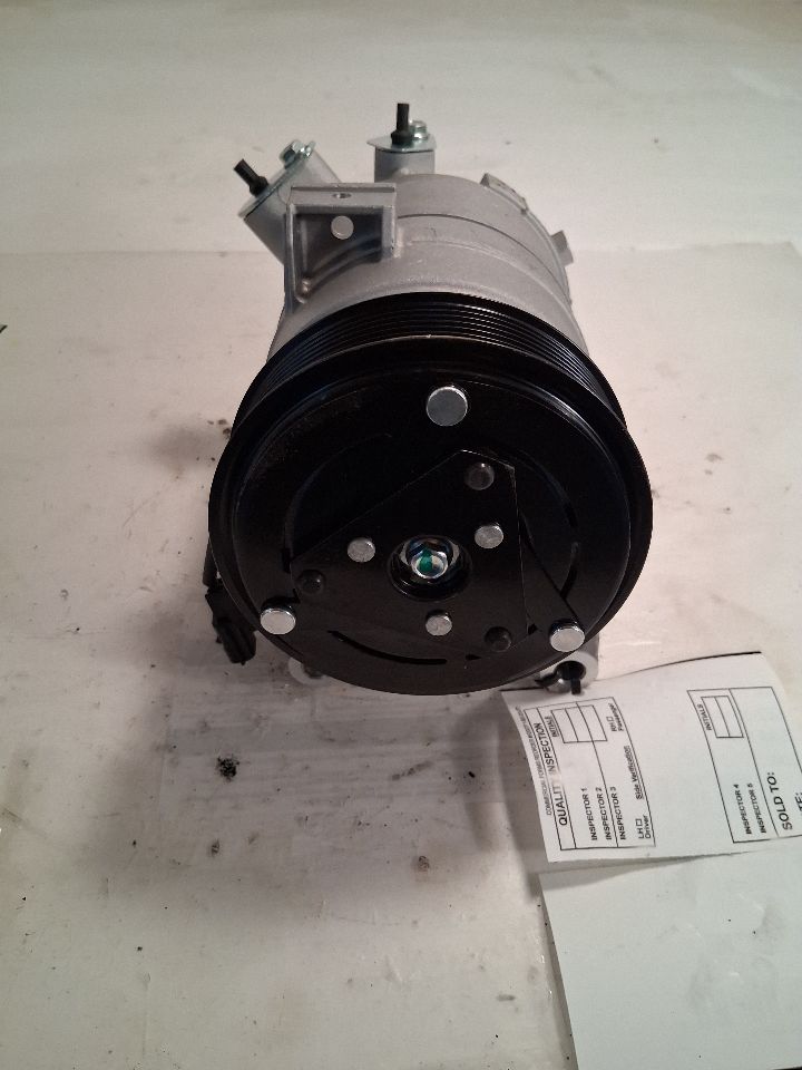 Used OEM AC Compressor, photo 2