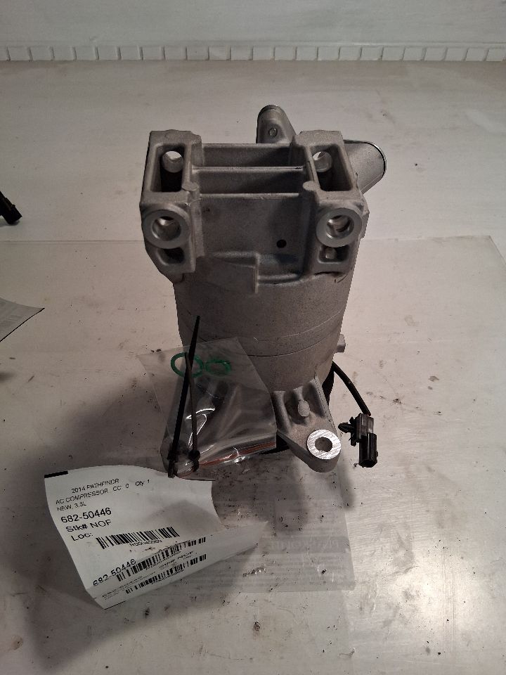 Used OEM AC Compressor, photo 3