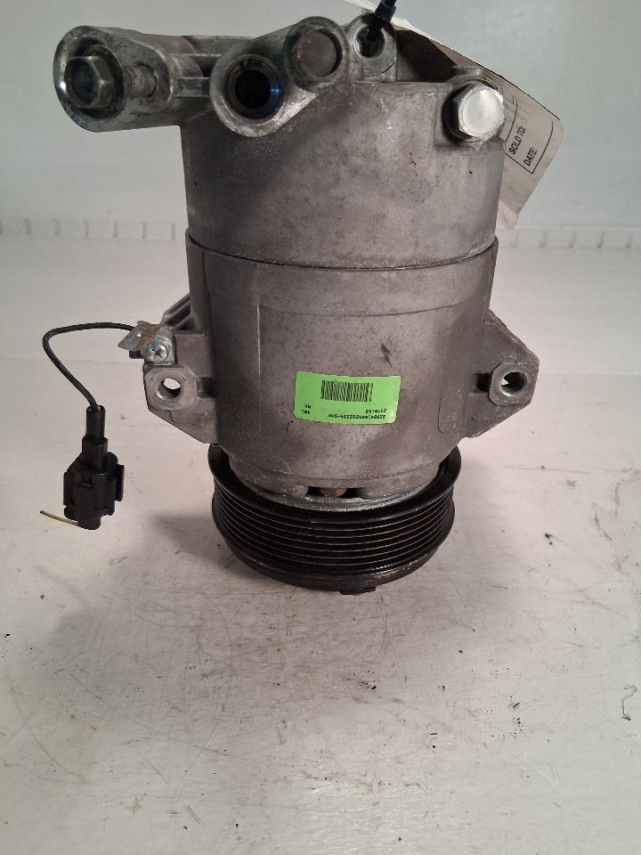 AC Compressor from a 2008 Nissan Pathfinder, photo 2