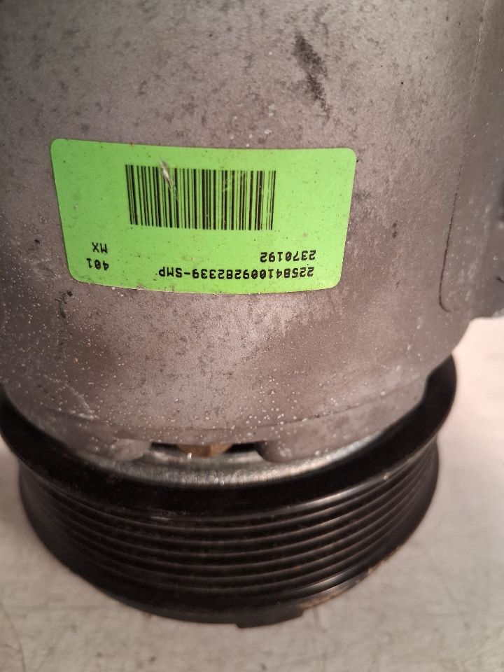 AC Compressor from a 2008 Nissan Pathfinder, photo 3
