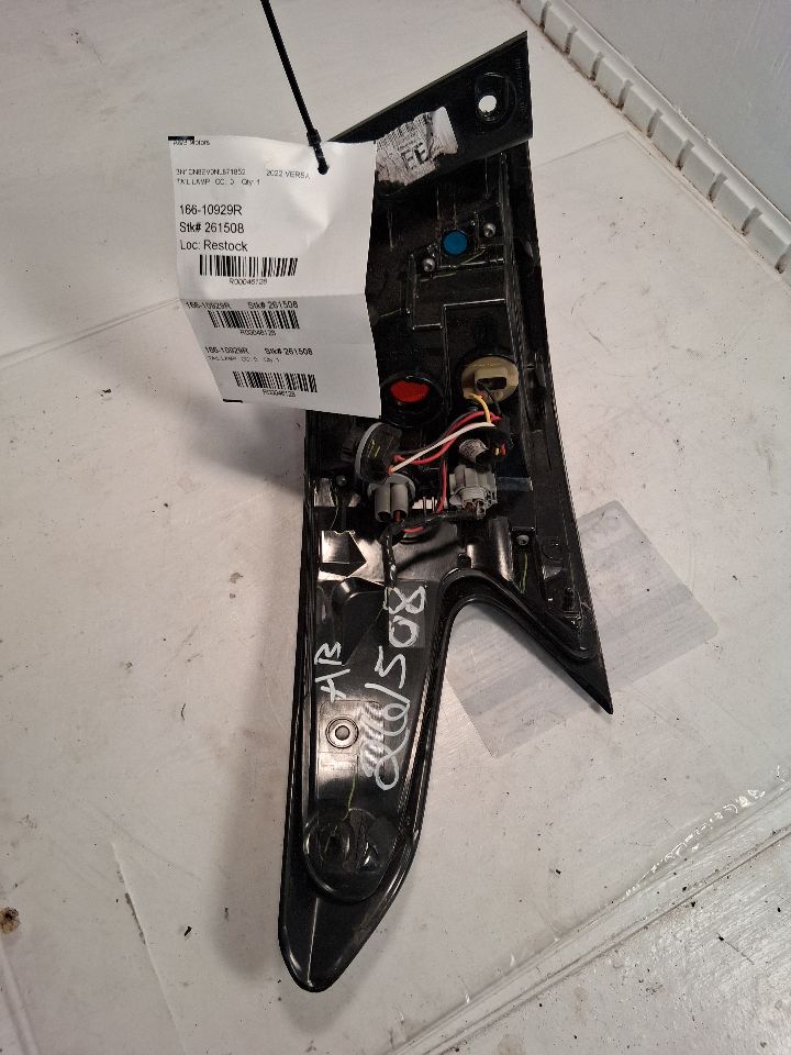 Tail Light from a 2022 Nissan Versa, right side, photo 2