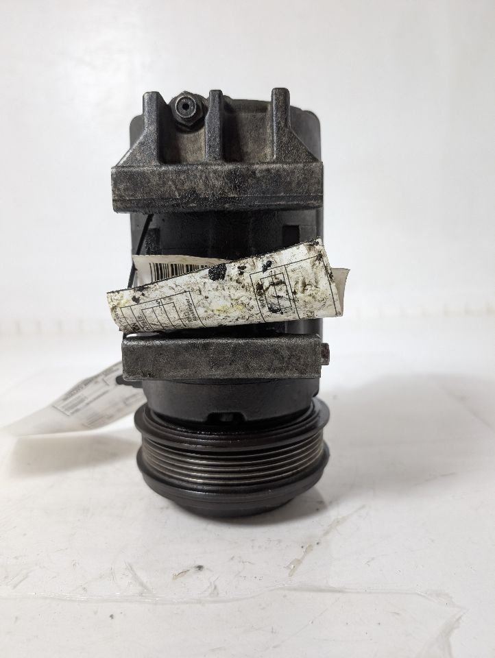 AC Compressor from a 2007 Ford, photo 4