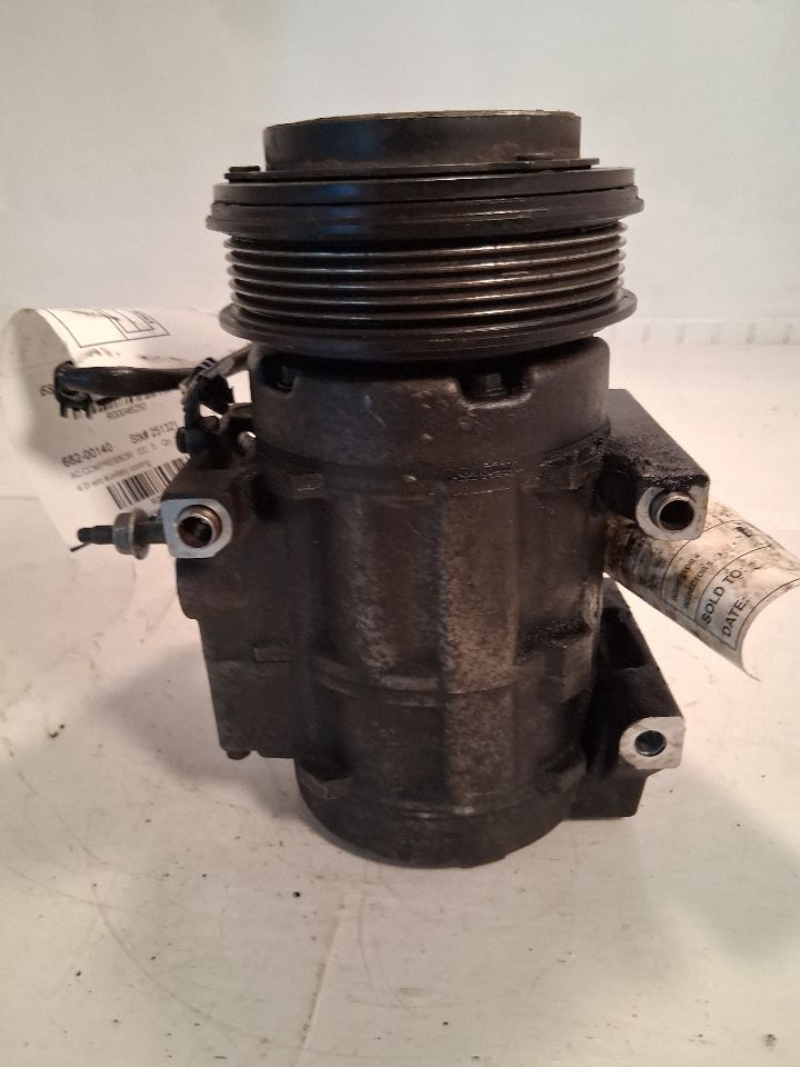 AC Compressor from a 2007 Ford, photo 12