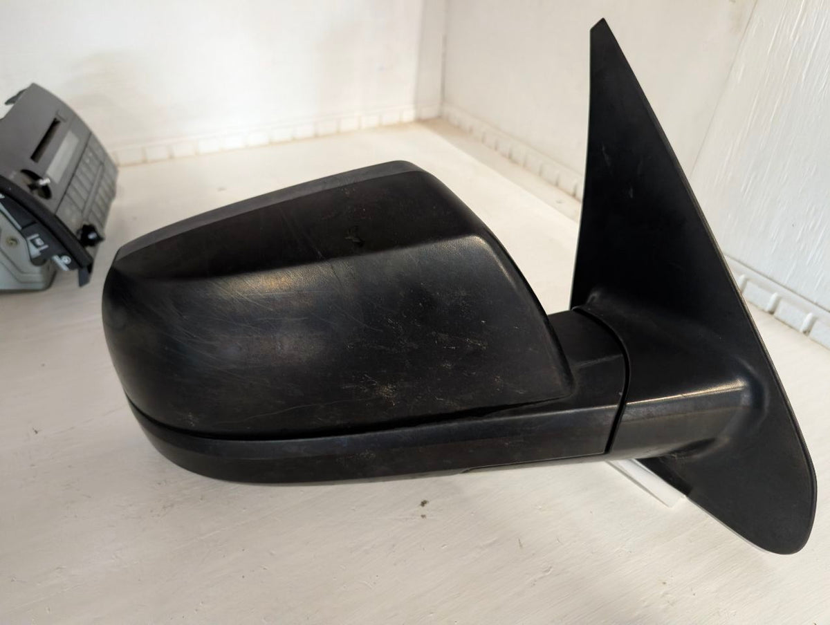 Side View Mirror from a 2010 Toyota Tundra, right side, photo 4