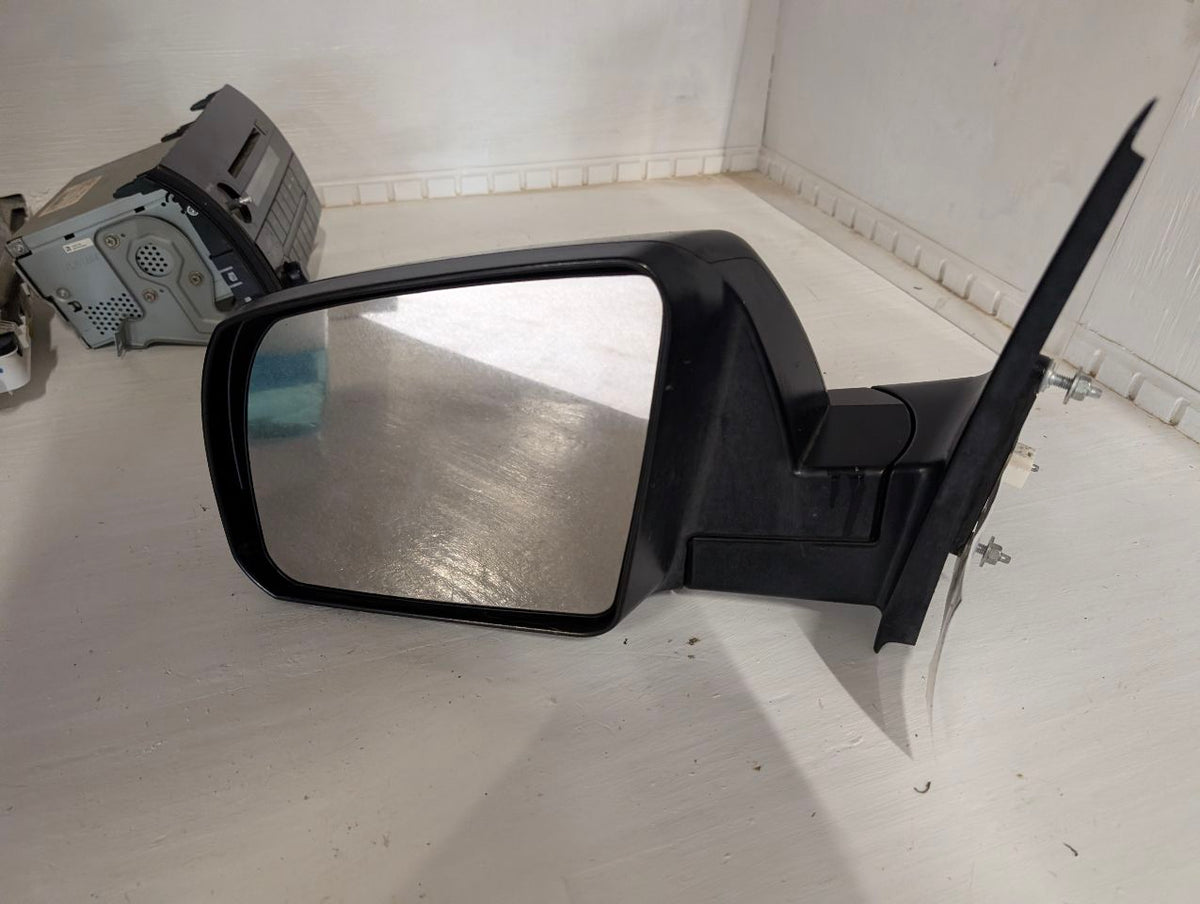 Side View Mirror from a 2010 Toyota Tundra, left side, photo 3