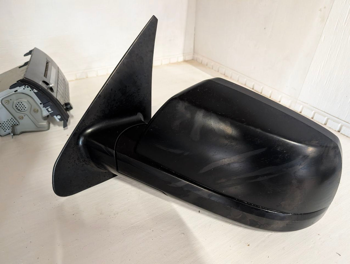 Side View Mirror from a 2010 Toyota Tundra, left side, photo 4