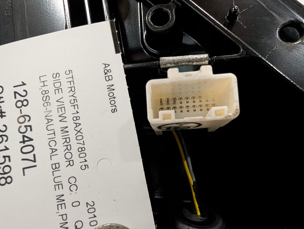 Side View Mirror from a 2010 Toyota Tundra, left side, photo 6