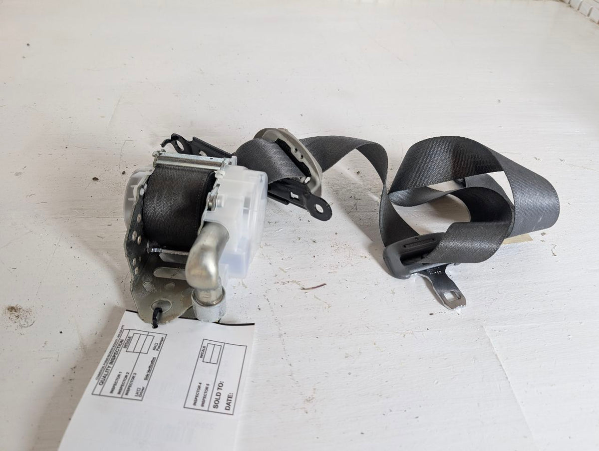 Seat Belt from a 2010 Toyota Tundra, front, photo 3