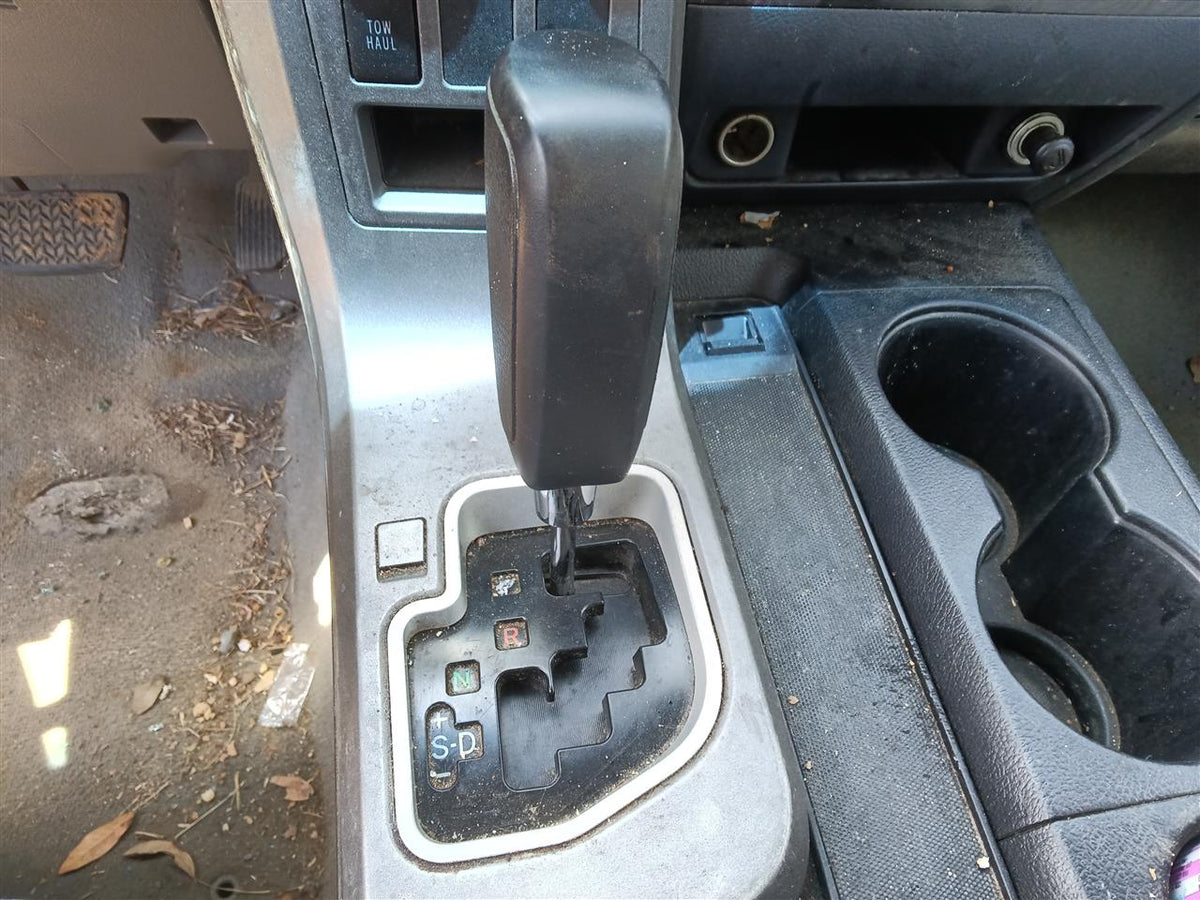 Gear Shifter from a 2010 Toyota Tundra, photo 1