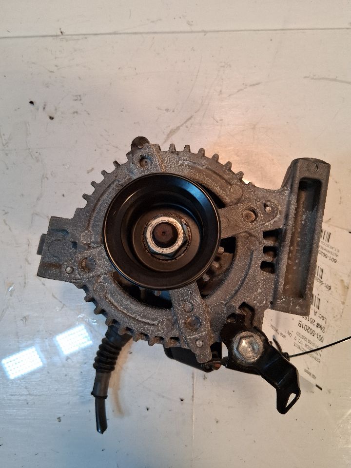 Alternator from a 2010 Toyota Tundra, photo 1
