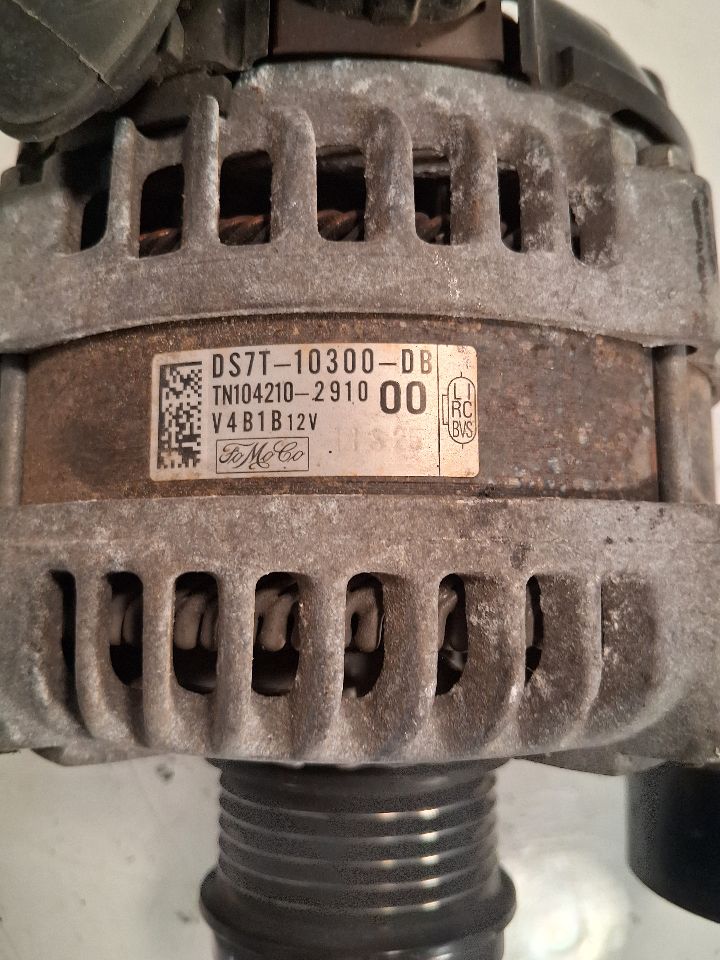 Alternator from a 2016 Ford Fusion, photo 6