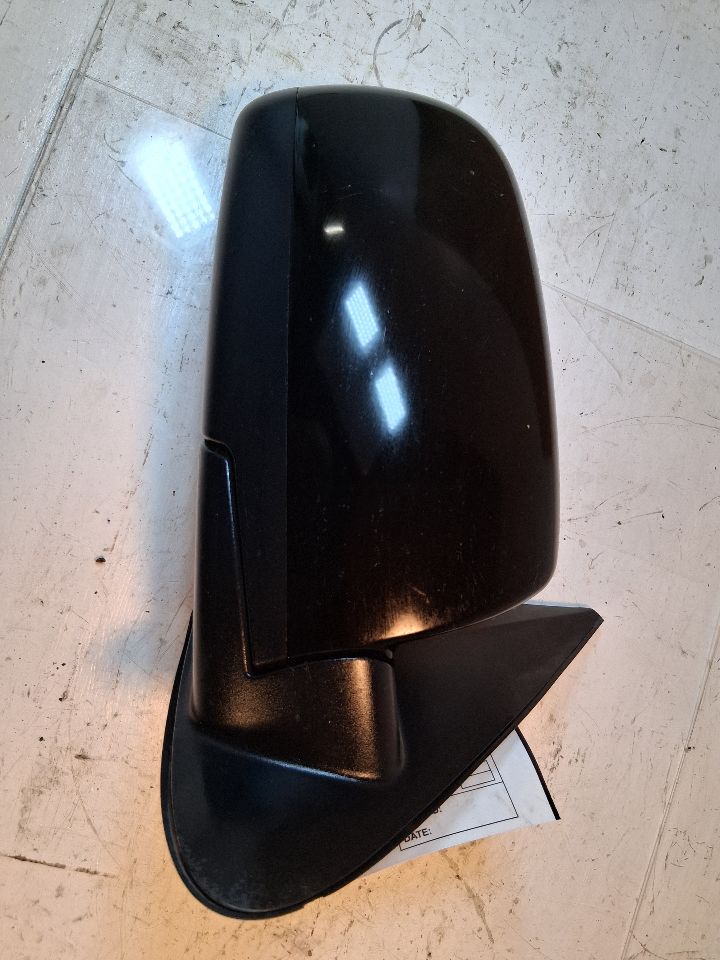 Side View Mirror from a 2009 Hyundai Santa Fe, right side, photo 3