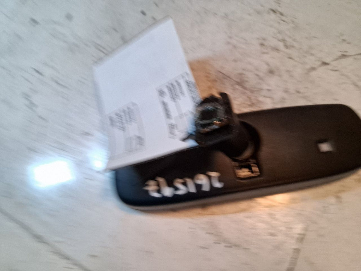 Interior Rear View Mirror from a 2009 Hyundai Santa Fe, photo 3