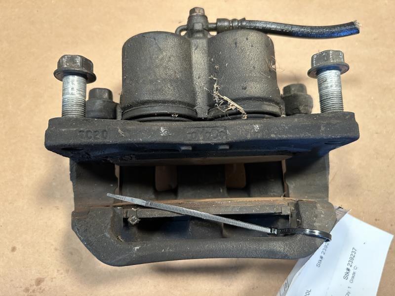 Brake Caliper from a 2007 Ford Edge, front, left side, photo 1