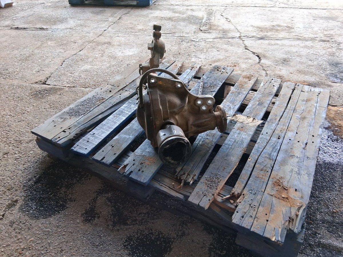 Carrier Assembly from a 2011 Ram 1500, front, photo 4