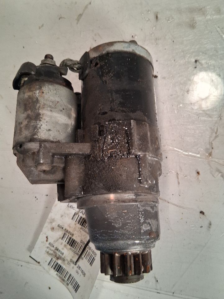 Starter Motor from a 2013 Nissan Altima, photo 3