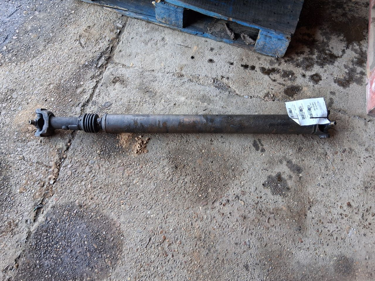 Drive Shaft from a 1992 Ford F-150, front, photo 2