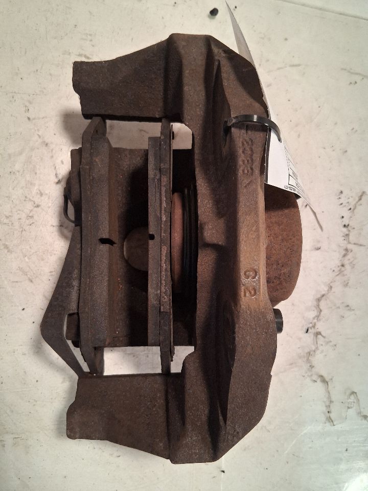 Brake Caliper from a 1996 Dodge Dakota, front, right side, photo 3