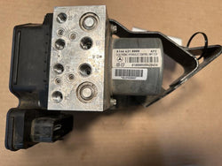 ABS Pump Module from a 2016 Mercedes-Benz GLE-Class, photo 1