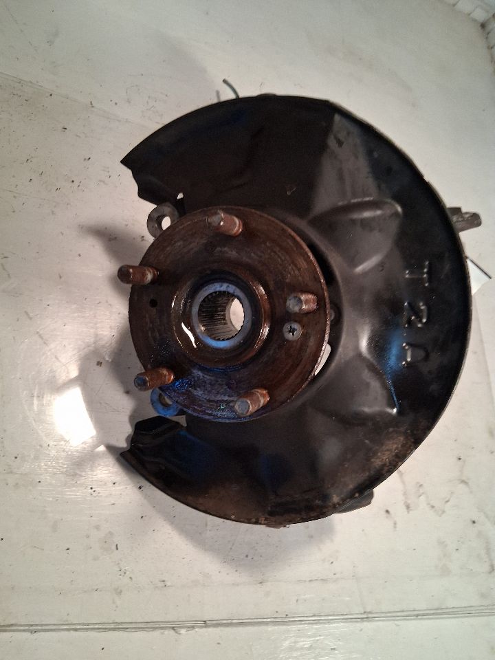 Spindle Knuckle from a 2014 Honda Accord, front, left side, photo 1