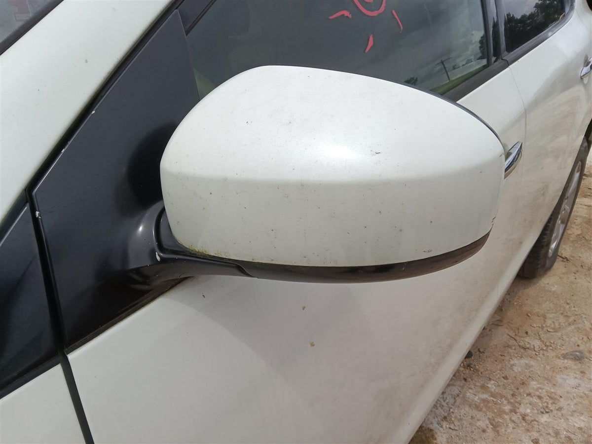 Side View Mirror from a 2009 Nissan Murano, left side, photo 1