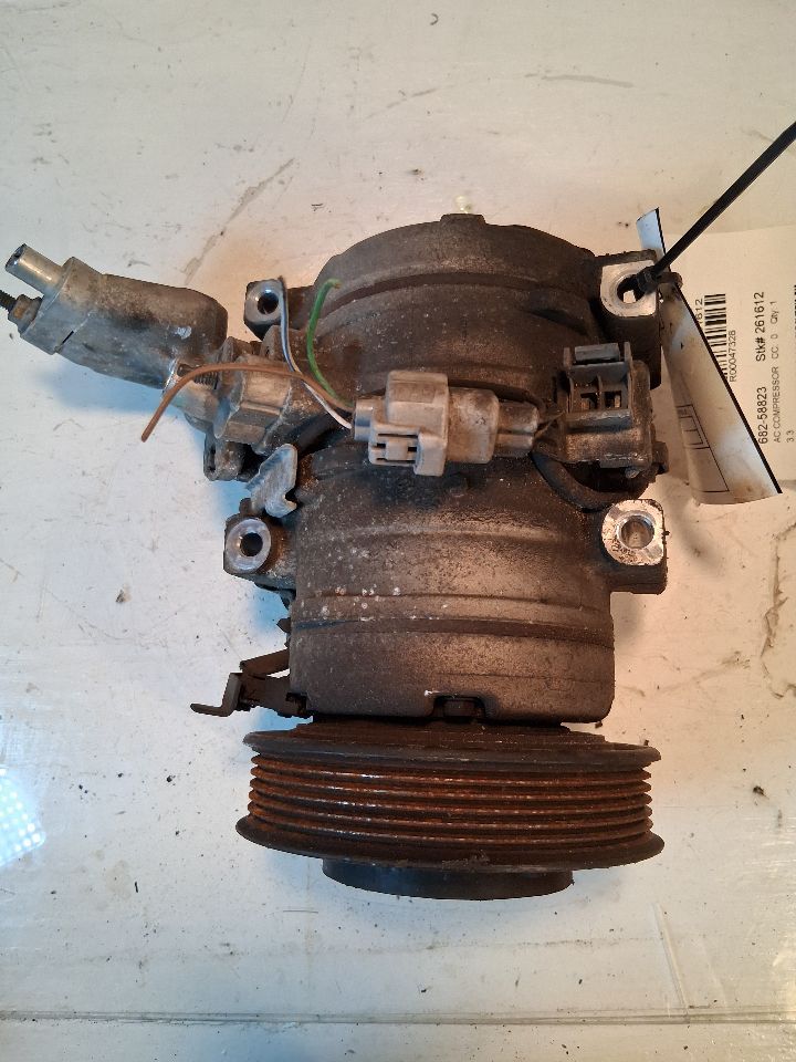 AC Compressor from a 2006 Toyota, photo 1