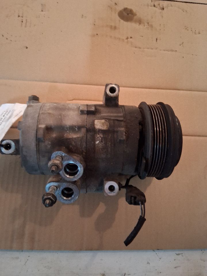 AC Compressor from a 2008 Ford Taurus X, photo 1