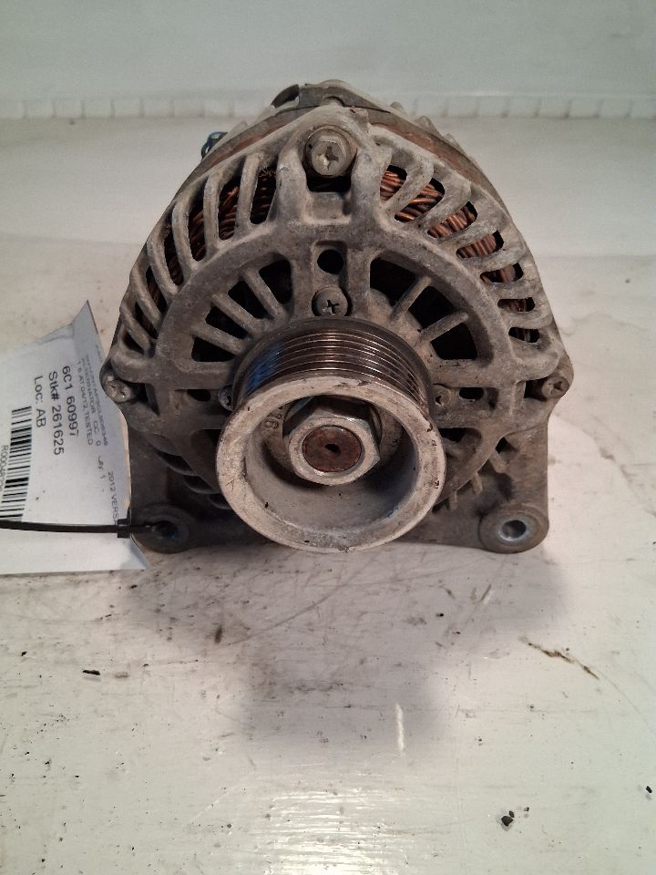 Alternator from a 2012 Nissan Versa, photo 4
