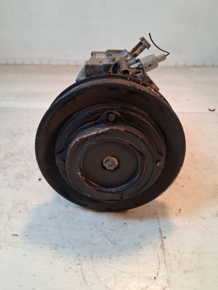 AC Compressor from a 2004 Toyota Matrix, photo 1