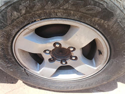 Wheel from a 2004 Nissan Xterra, photo 1