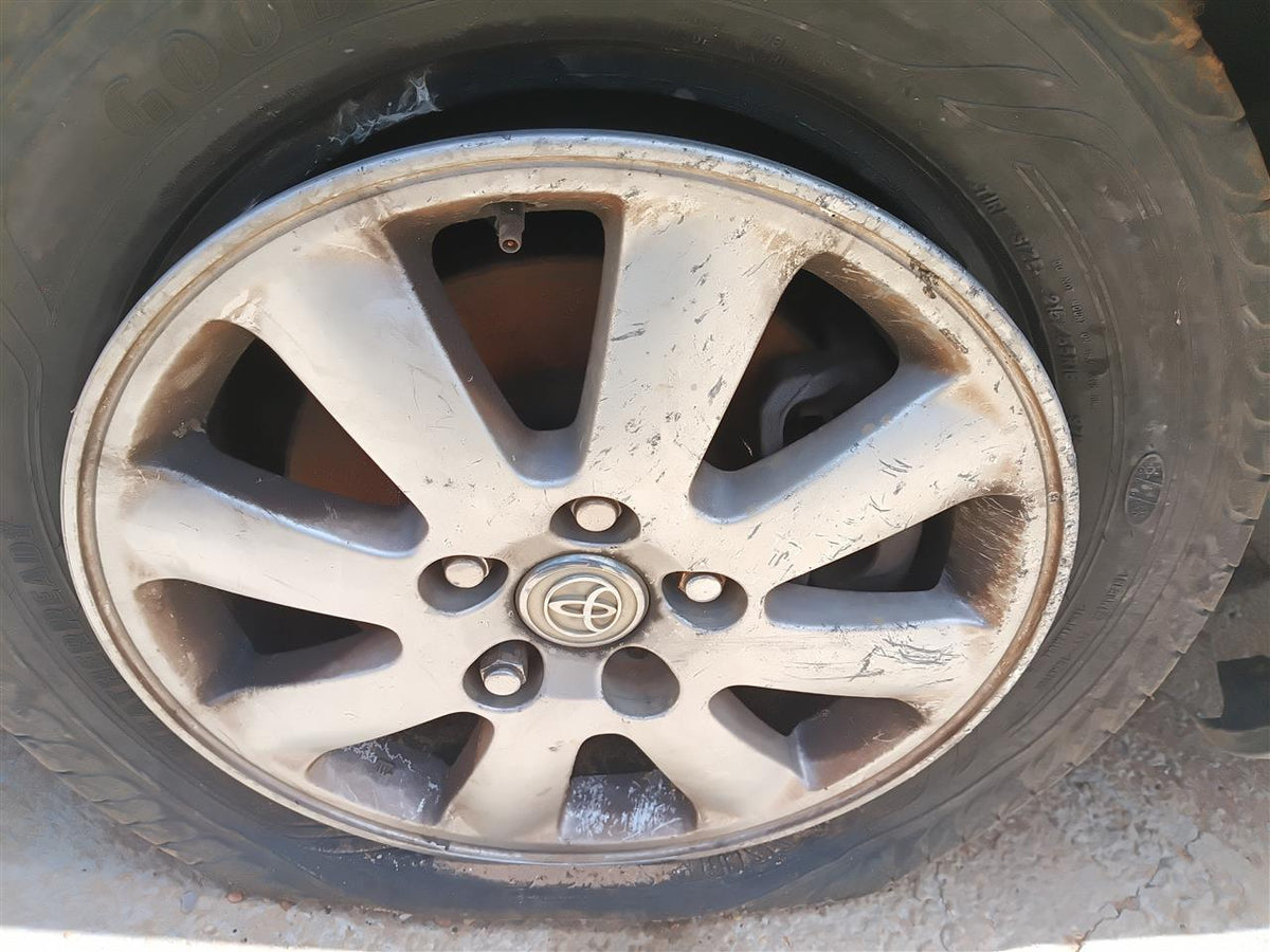 Wheel from a 2007 Toyota, photo 1