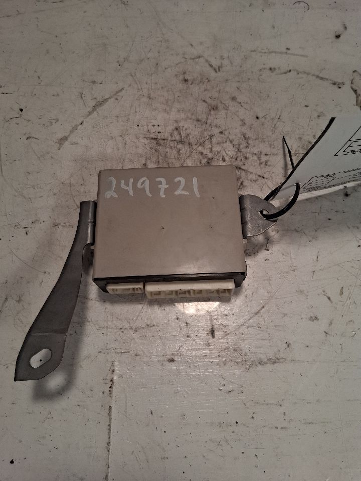 Multiplex Control Module from a 2013 Lexus GS350, left side, photo 3