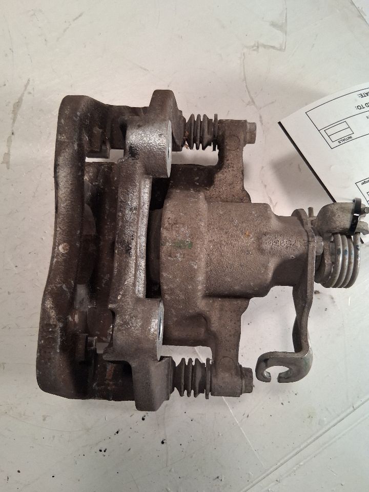 Brake Caliper from a 2020 Ford Mustang, rear, left side, photo 2