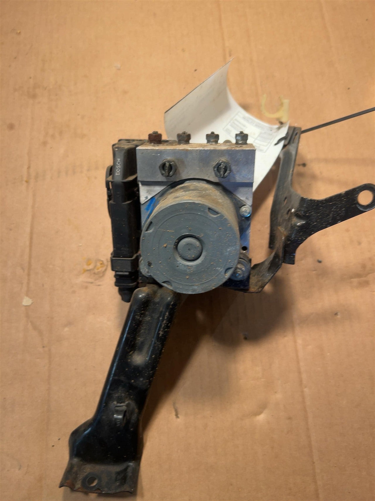 ABS Pump Module from a 2009 Subaru Impreza, photo 3