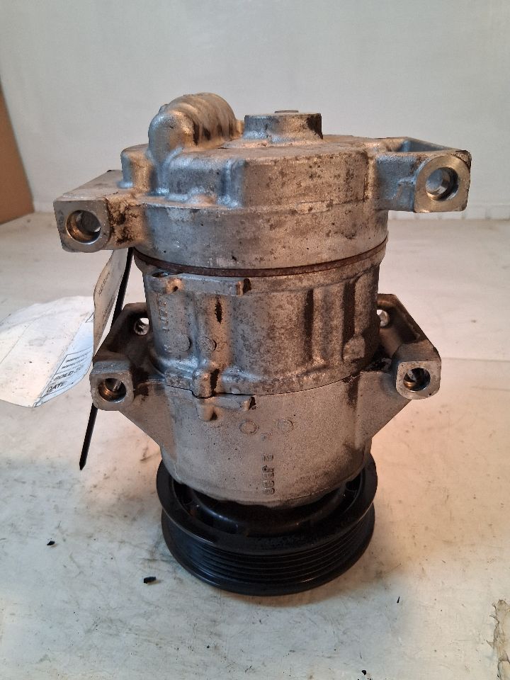 AC Compressor from a 2016 Hyundai Sonata, photo 4