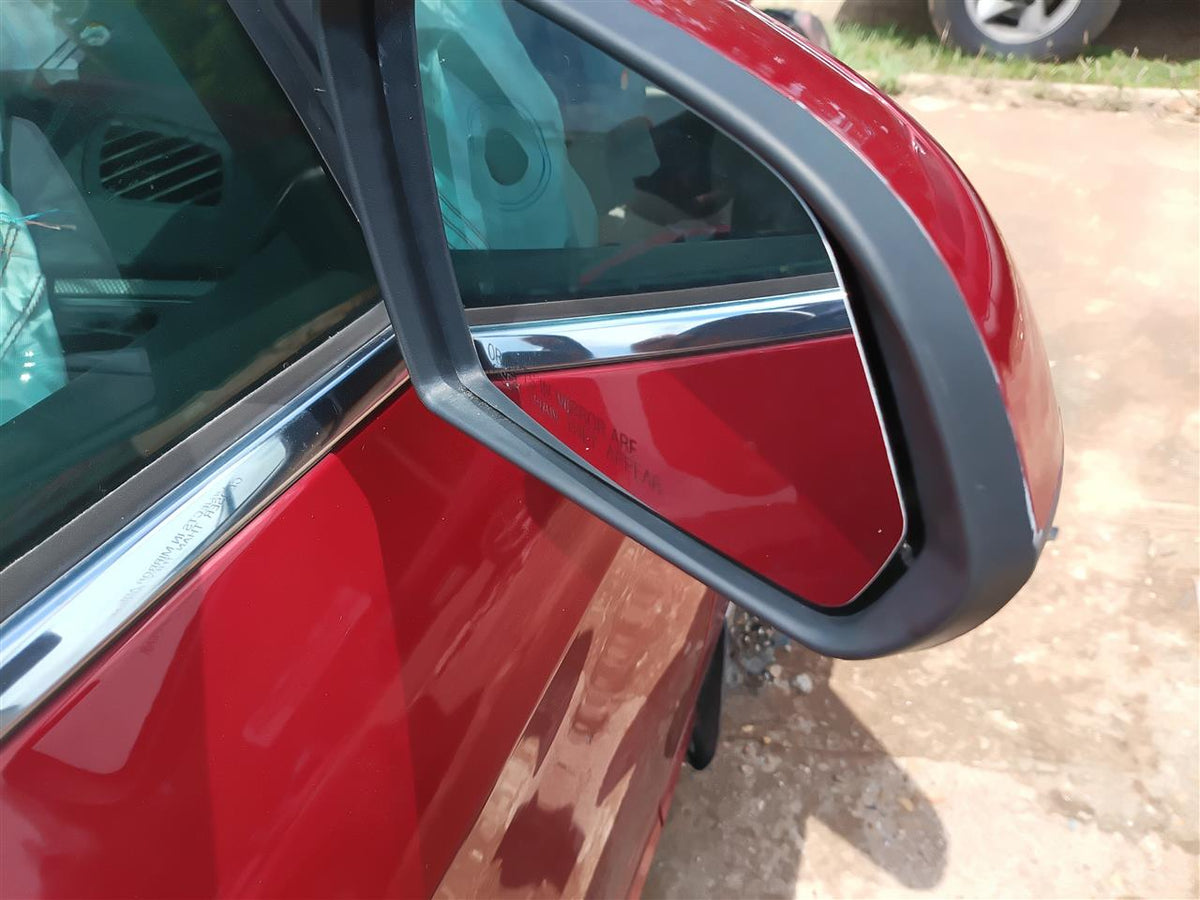 Side View Mirror from a 2017 Hyundai Sonata, right side, photo 2